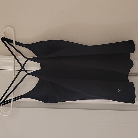 Active Tank - Picture 3 of 5